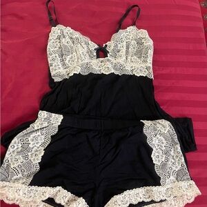Elegant Black and Cream Lace Sleepwear Set
